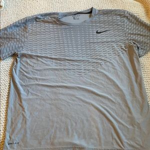 Nike tee